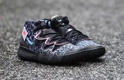 Des images détaillées de la « Kyrie S2 Hybrid », fusion des trois derniers modèles de la gamme