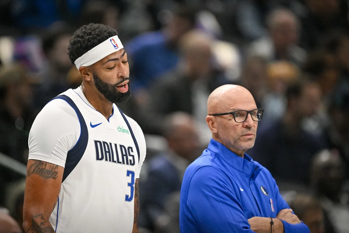 Anthony Davis (Mavericks) blessé contre les Pacers