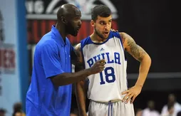 Lloyd Pierce sera le prochain entraîneur des Hawks