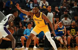 Summer Leagues : Bronny James rate sa première