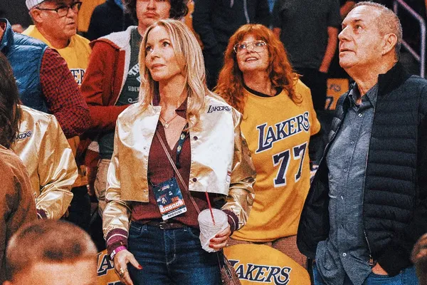 Pourquoi les franchises NBA n’ont jamais tant changé de mains