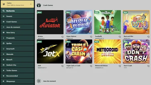 Interface du casino Akwabet avec machines à sous, mini-jeux et tables en direct.