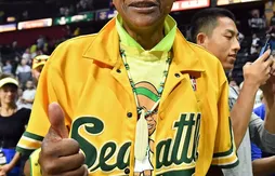 Décès de « Slick » Watts, le célèbre homme aux bandeaux des Sonics