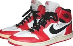 Enchères : qui veut les Air Jordan du All-Star game 1985 portées par Michael Jordan ?