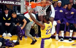 LeBron James sous les yeux de Kobe Bryant