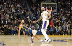 Les Lakers se préparent à un match de playoffs face aux Warriors