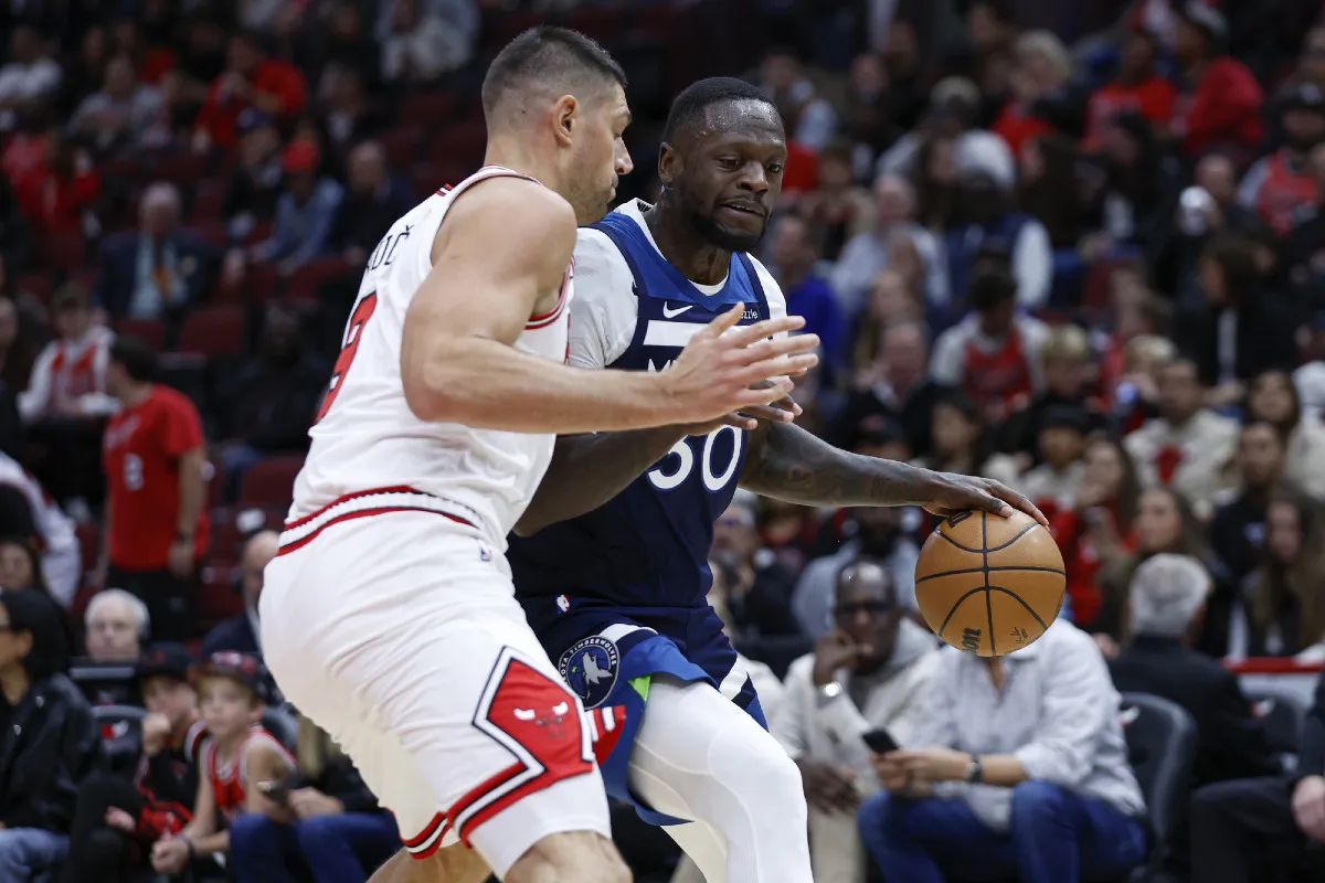 Julius Randle avec les Wolves