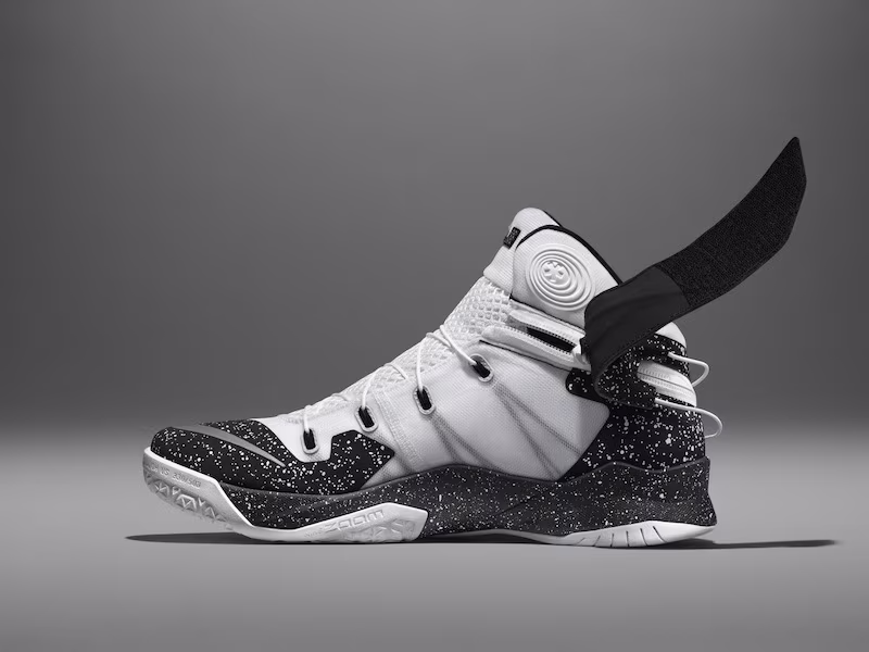 Nike : le design inédit de la LeBron Zoom Soldier 8 FLYEASE