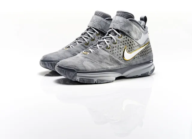 Sp14_BB_Kobe9_Prelude_Kobe_II_PAIR_0017_26061
