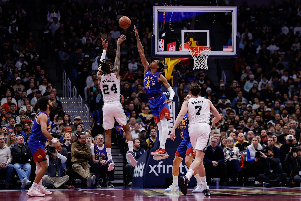 devin vassell spurs nuggets