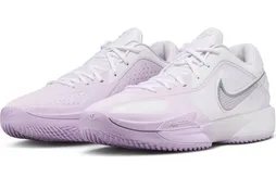 La première Nike GT Cut Cross débarque en France