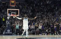 Au buzzer, Julius Randle sauve les Wolves face aux Suns !