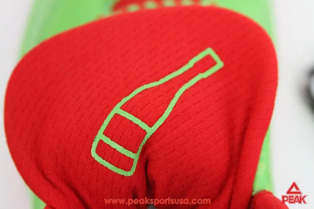 peak-monster-Christmas-george-hill-7