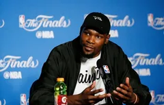 Twitter : Kevin Durant s’excuse pour ses propos sur le Thunder et Billy Donovan