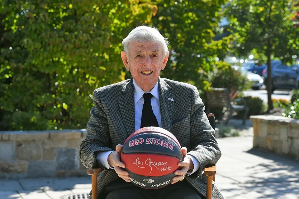 Lou Carnesecca 