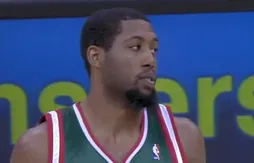 Milwaukee fait trembler Cleveland