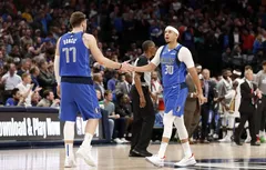Seth Curry ravi de retrouver Luka Doncic et Kyrie Irving