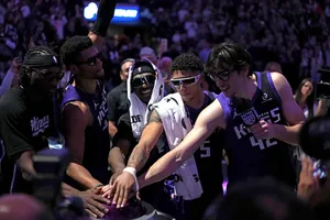 Maxime Raynaud et les Kings gâchent la soirée de Jeremiah Fears