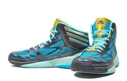 Adidas célèbre l’année du serpent