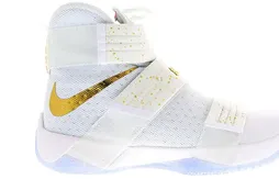 Nike remet sa virgule d’or à LeBron James, Kyrie Irving et Kevin Durant