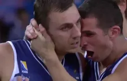 Elmedin Kikanovic, héros du jour avec un buzzer beater puis un game winner !