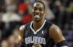 Dwight Howard (45 pts, 23 rbds) bat un record vieux de 50 ans !