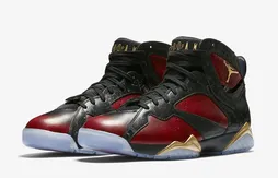 La très belle Air Jordan 7 “Doernbecher” sous tous les angles