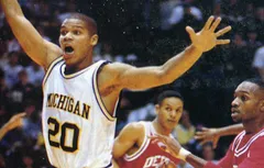 Tariq Abdul-Wahad, à jamais premier (les années NCAA)