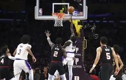 Sans LeBron James, les Lakers écartent des Blazers accrocheurs