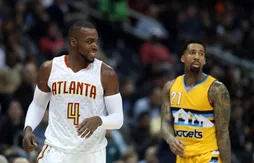 Denver incapable d’arrêter la puissance de feu des Hawks