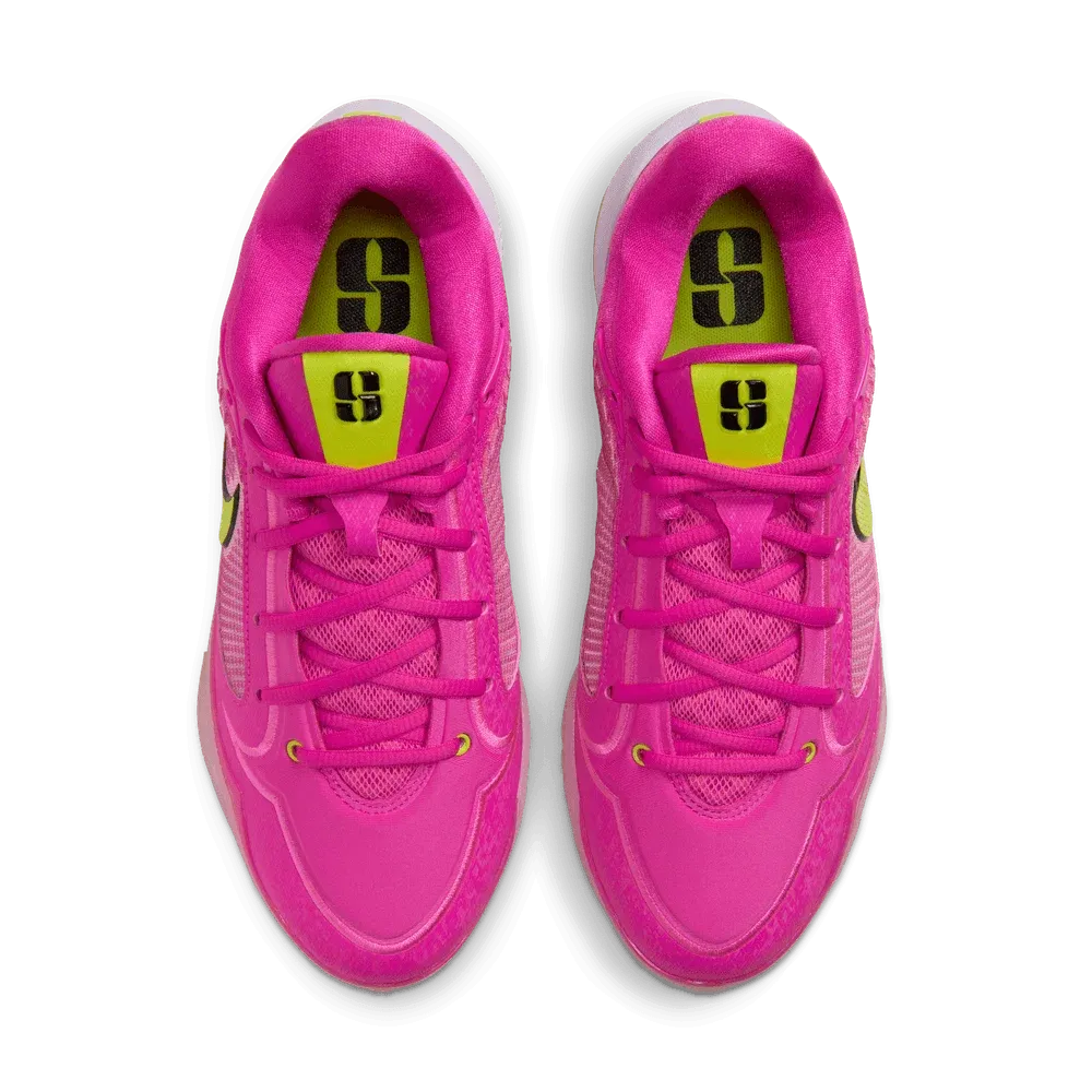 Nike Sabrina 4 The Switch