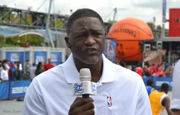 Une statue pour Dominique Wilkins