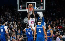 Avec sa T-Mac, Joel Embiid a voulu imiter Anthony Edwards