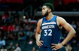 Karl-Anthony Towns blessé au poignet