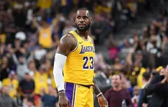 Les Lakers finalement prudents avec LeBron James