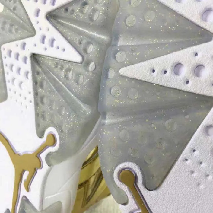air-jordan-6-or-3