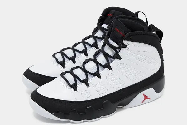 La Air Jordan 9 « Space Jam » fête les 30 ans du film