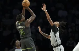 Les Wolves signent le hold-up parfait face aux Spurs !