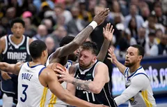 À l’arrache, les Warriors s’imposent à Dallas !