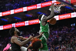 Malgré le retour de Joel Embiid, les Sixers chutent lourdement à domicile