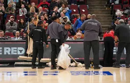 Le parquet du United Center impraticable, la NBA reporte Bulls – Heat
