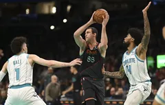 Après Thaddeus Young, Danilo Gallinari rejoindra-t-il les Suns ?