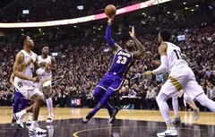 Les Raptors se relancent face aux Lakers