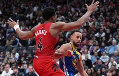 Les balles perdues et les rebonds plombent les Warriors à Toronto