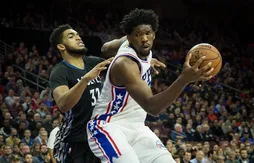 Joel Embiid multiplie les consultations