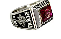 Enchères : la vente d’objets de Kobe Bryant rapporte plus de 430 000 dollars à sa mère