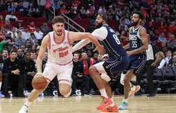 Les Mavericks corrigés à Houston