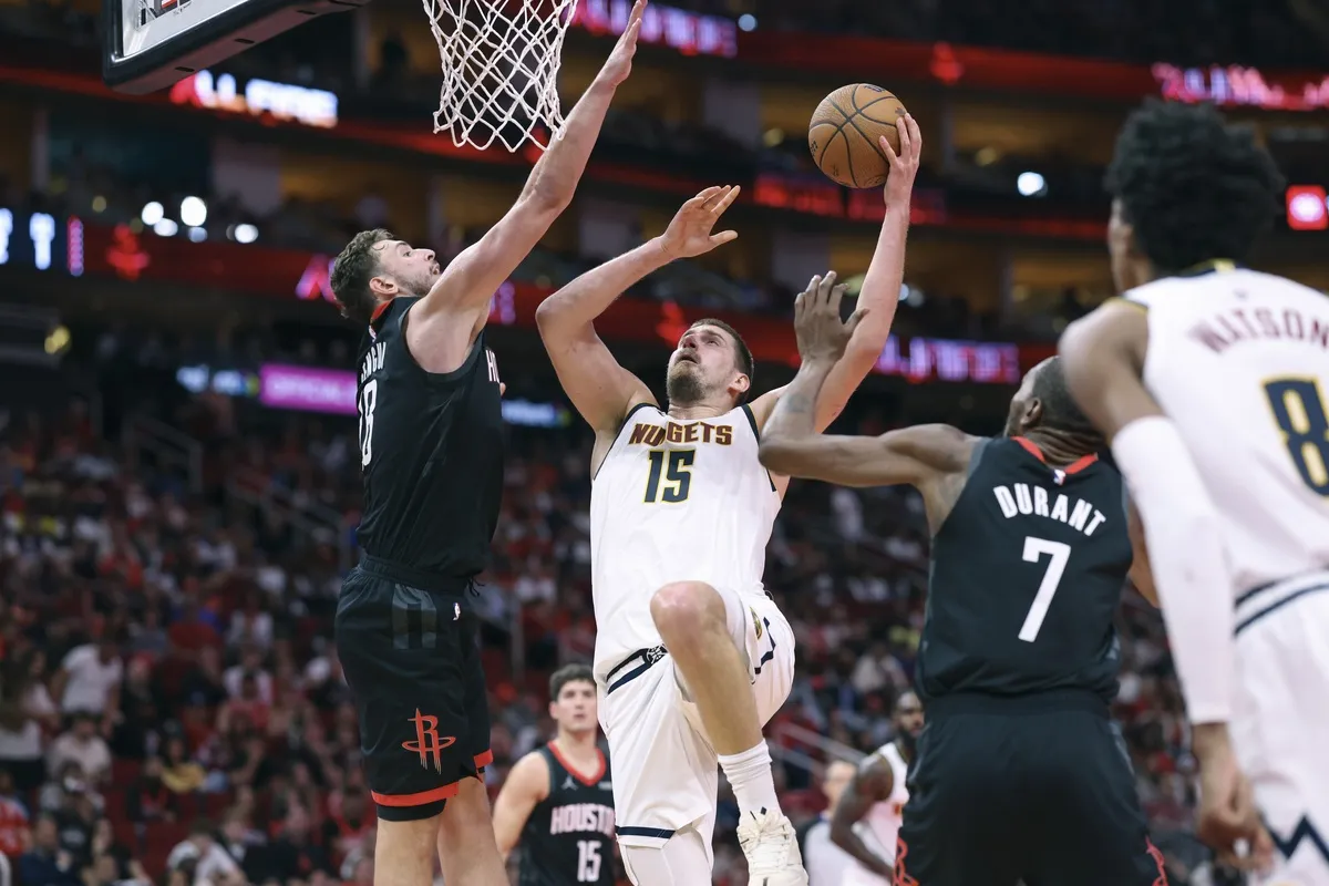 Nikola Jokic et les Nuggets
