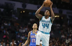 Frank Ntilikina considéré comme “le meilleur défenseur” de Charlotte