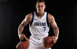 Pour libérer Kristaps Porzingis, Dwight Powell sera titulaire comme pivot